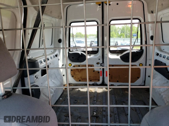2011 Ford Transit Connect XLT z VIN NM0LS7DN5BT059923, wystawiony jako Copart lot #48876925 z przebiegiem Nie podano mil oraz Szkoda całkowita • Salvage title. Historia ofert i sprzedaży dostępna na DreamBid. Obrazek 10.