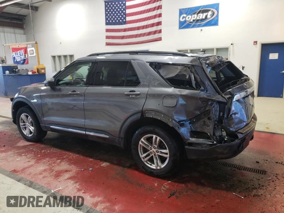 2022 Ford Explorer XLT z VIN 1FMSK8DH7NGB88592, wystawiony jako Copart lot #50787265 z przebiegiem 51 701 mil mil oraz Szkoda całkowita • Salvage title. Historia ofert i sprzedaży dostępna na DreamBid. Obrazek 2.