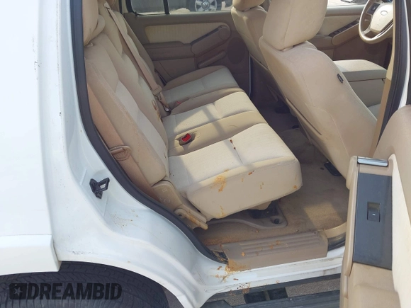 2010 Ford Explorer XLT z VIN 1FMEU7DE4AUA62936, wystawiony jako IAAI lot #42492895 z przebiegiem 255 334 mil mil oraz . Historia ofert i sprzedaży dostępna na DreamBid. Obrazek 8.