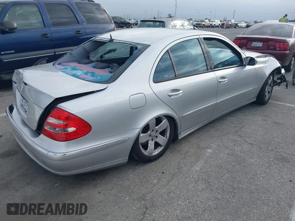 2004 Mercedes-Benz E 320 with VIN WDBUF65J94A571702, listed as a IAAI auction lot 41899412 with 123,570 mi miles and . Bid and sale history available at carsss.com. Image 4.