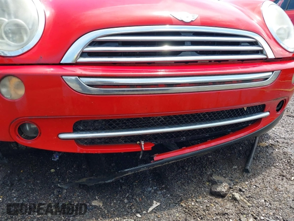 2005 MINI Convertible with VIN WMWRF33445TF61684, listed as a IAAI auction lot 42502576 with 230,939 mi miles and . Bid and sale history available at DreamBid. Image 6.
