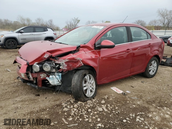 2015 Chevrolet Sonic LT z VIN 1G1JC5SH0F4162992, wystawiony jako Copart lot #53791265 z przebiegiem 76 209 mil mil oraz Szkoda całkowita • Salvage title. Historia ofert i sprzedaży dostępna na DreamBid. Obrazek 1.