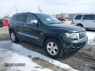 2011 Jeep Grand Cherokee Overland Summit with VIN 1J4RR6GT0BC578384, listed as a IAAI auction lot 41843032 with 175,842 mi miles. Bid and sale history available at carsss.com. Image 1.