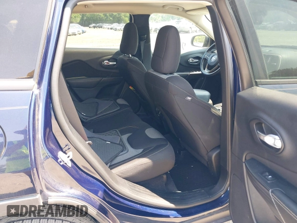 2016 Jeep Cherokee Sport с VIN 1C4PJLAB6GW258396, выставлен на аукционе IAAI как лот 42493650 с пробегом 87 498 миль миль и . История ставок и продаж доступна на DreamBid. Изображение 8.