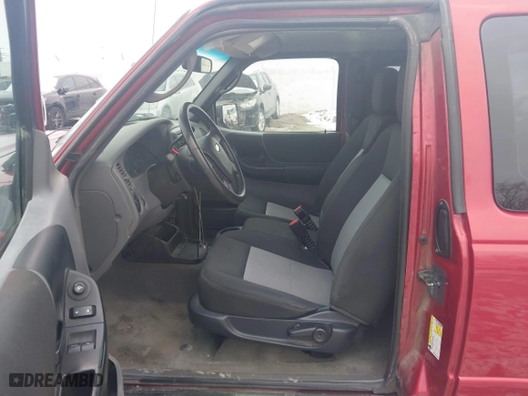2011 Ford Ranger XLT with VIN 1FTLR4FE2BPA59882, listed as a IAAI auction lot 41399564 with 139,087 mi miles. Bid and sale history available at carsss.com. Image 5.