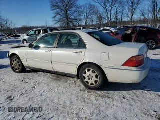 2000 Acura RL with VIN JH4KA9651YC013698, listed as a Copart auction lot 88797885 with 0 mi miles and Salvage Title. Bid and sale history available at carsss.com. Image 2.