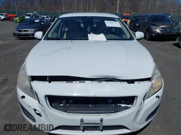 2013 Volvo S60 T5 with VIN YV1612FHXD2192600, listed as a IAAI auction lot 41886757 with 144,249 mi miles. Bid and sale history available at carsss.com. Image 6.