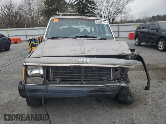 1987 Jeep Cherokee z VIN 1JCMR7819HT151523, wystawiony jako Copart lot #51586765 z przebiegiem 113 668 mil mil oraz Szkoda całkowita • Salvage title. Historia ofert i sprzedaży dostępna na DreamBid. Obrazek 5.