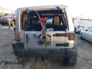 2018 Jeep Wrangler JK Unlimited Sport S with VIN 1C4BJWDG5JL862100, listed as a IAAI auction lot 40986228 with 1 mi miles. Bid and sale history available at carsss.com. Image 17.