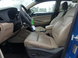 2018 Hyundai Tucson SEL z VIN KM8J3CA42JU793046, wystawiony jako Copart lot #54125905 z przebiegiem 28 370 mil mil oraz Szkoda całkowita • Salvage title. Historia ofert i sprzedaży dostępna na DreamBid. Obrazek 7.