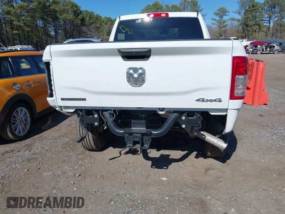 2024 Ram 2500 Big Horn with VIN 3C6UR5DJ2RG311145, listed as a IAAI auction lot 41686031 with 13,208 mi miles. Bid and sale history available at carsss.com. Image 6.