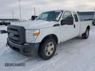 2015 Ford F-250 XLT z VIN 1FT7X2A63FEB26860, wystawiony jako Copart lot #44627615 z przebiegiem 350 508 mil mil oraz Czysty tytuł • Clean title. Historia ofert i sprzedaży dostępna na DreamBid. Obrazek 1.