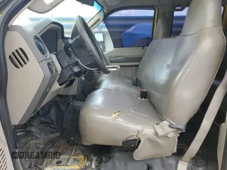 2008 Ford F-350 z VIN 1FTWW30R98EC55432, wystawiony jako Copart lot #52992235 z przebiegiem 217 690 mil mil oraz Szkoda całkowita • Salvage title. Historia ofert i sprzedaży dostępna na DreamBid. Obrazek 7.