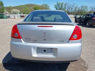 2009 Pontiac G6 1SA z VIN 1G2ZG57N694226751, wystawiony jako IAAI lot #42140636 z przebiegiem 144 890 mil mil oraz . Historia ofert i sprzedaży dostępna na DreamBid. Obrazek 16.