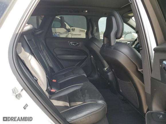 2018 Volvo XC60 R-Design with VIN YV4A22RM5J1030135, listed as a Copart auction lot 45674274 with 67,486 mi miles. Bid and sale history available at carsss.com. Image 10.