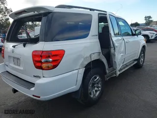 2004 Toyota Sequoia Limited with VIN 5TDZT38A54S222629, listed as a IAAI auction lot 41389865 with 106,076 mi miles. Bid and sale history available at carsss.com. Image 4.