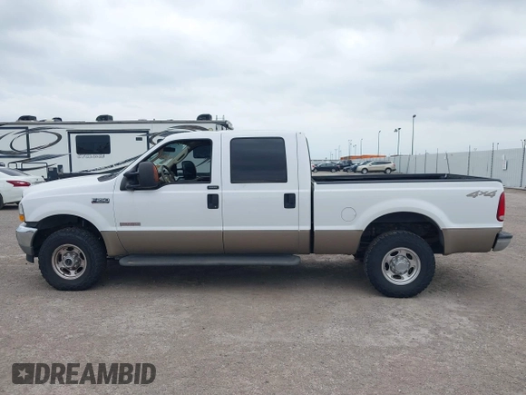 2004 Ford F-250 XL z VIN 1FTNW21P44EA98986, wystawiony jako IAAI lot #42125924 z przebiegiem 144 840 mil mil oraz . Historia ofert i sprzedaży dostępna na DreamBid. Obrazek 14.