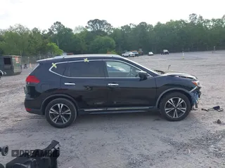 2017 Nissan Rogue SL with VIN JN8AT2MT5HW401066, listed as a IAAI auction lot 42097429 with 164,053 mi miles and . Bid and sale history available at DreamBid. Image 14.