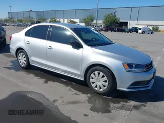 2015 Volkswagen Jetta S с VIN 3VW2K7AJ3FM264366, выставлен на аукционе IAAI как лот 42226515 с пробегом 132 687 миль миль и . История ставок и продаж доступна на DreamBid. Изображение 1.