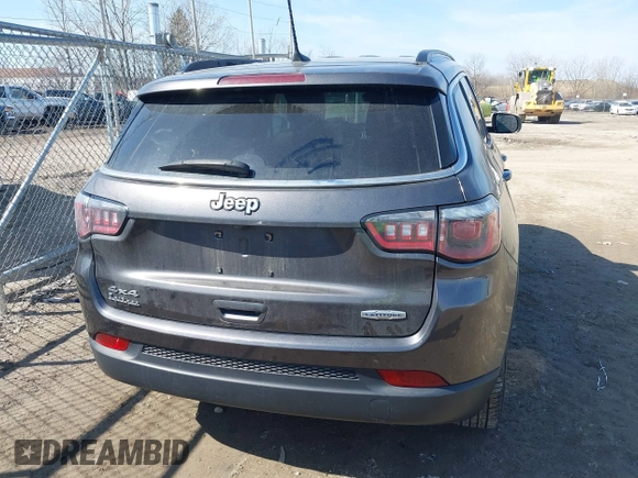2020 Jeep Compass Latitude with VIN 3C4NJDBB9LT139429, listed as a IAAI auction lot 41795025 with 63,533 mi miles and . Bid and sale history available at carsss.com. Image 16.