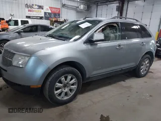 2007 Lincoln MKX with VIN 2LMDU68C77BJ26565, listed as a IAAI auction lot 41733876 with 173,037 mi miles. Bid and sale history available at carsss.com. Image 17.