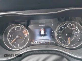 2019 Jeep Cherokee Trailhawk Elite с VIN 1C4PJMBX1KD476881, выставлен на аукционе IAAI как лот 41922450 с пробегом 75 248 миль миль и . История ставок и продаж доступна на DreamBid. Изображение 7.