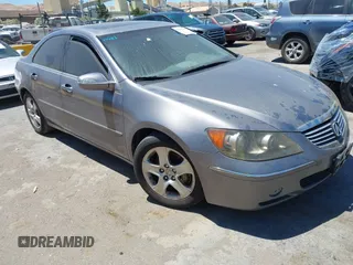 2005 Acura RL with VIN JH4KB165X5C011801, listed as a IAAI auction lot 42655208 with 190,816 mi miles and . Bid and sale history available at DreamBid. Image 1.