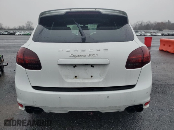 2014 Porsche Cayenne GTS z VIN WP1AD2A22ELA72164, wystawiony jako Copart lot #85441254 z przebiegiem 151 800 mil mil oraz Szkoda całkowita • Salvage title. Historia ofert i sprzedaży dostępna na DreamBid. Obrazek 6.