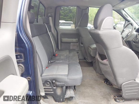 2007 Ford F-150 XLT z VIN 1FTPX14567FA09430, wystawiony jako IAAI lot #42543974 z przebiegiem 149 412 mil mil oraz . Historia ofert i sprzedaży dostępna na DreamBid. Obrazek 8.