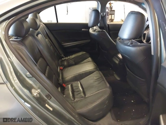 2008 Honda Accord Sdn EX-L with VIN JHMCP26828C046925, listed as a IAAI auction lot 41736541 with 199,602 mi miles. Bid and sale history available at carsss.com. Image 8.