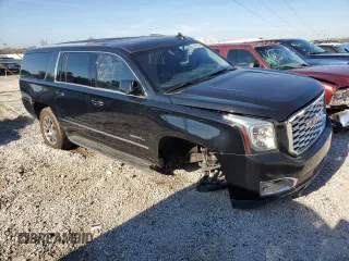 2019 GMC Yukon XL Denali with VIN 1GKS1HKJ6KR367076, listed as a Copart auction lot 80797884 with 42,888 mi miles and Salvage Title. Bid and sale history available at carsss.com. Image 4.