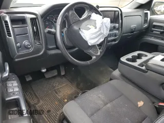 2018 Chevrolet Silverado 1500 LT with VIN 1GCRCREH3JZ172960, listed as a Copart auction lot 45530455 with 121,588 mi miles and Salvage Title. Bid and sale history available at DreamBid. Image 8.