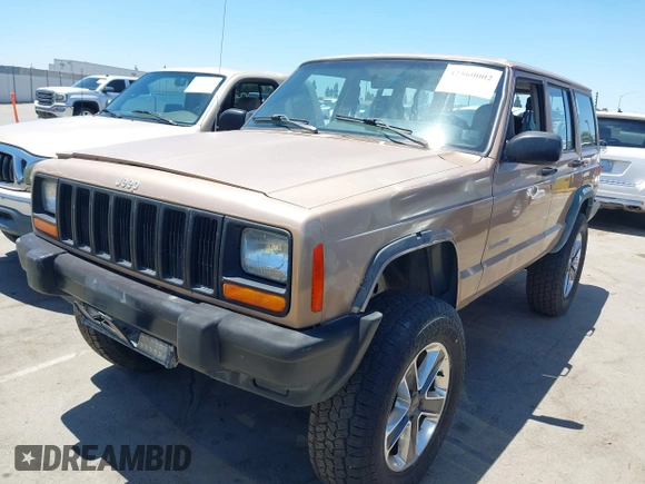 1999 Jeep Cherokee SE with VIN 1J4FF28S4XL592788, listed as a IAAI auction lot 42560002 with 189,258 mi miles and . Bid and sale history available at DreamBid. Image 2.