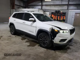 2019 Jeep Cherokee Latitude with VIN 1C4PJMCB5KD158331, listed as a Copart auction lot 86852044 with 86,495 mi miles and Salvage Title. Bid and sale history available at carsss.com. Image 4.