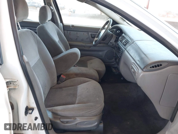 2004 Ford Taurus SE with VIN 1FAFP53U84A182327, listed as a IAAI auction lot 42284327 with Not provided miles and . Bid and sale history available at DreamBid. Image 5.