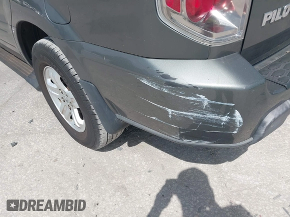 2007 Honda Pilot LX z VIN 5FNYF28197B043497, wystawiony jako IAAI lot #42174438 z przebiegiem 165 453 mil mil oraz . Historia ofert i sprzedaży dostępna na DreamBid. Obrazek 12.