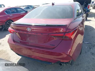 2019 Toyota Avalon XLE with VIN 4T1BZ1FB1KU010539, listed as a IAAI auction lot 41742985 with 58,988 mi miles. Bid and sale history available at carsss.com. Image 15.