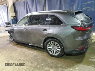 2024 Mazda CX-90 Preferred Plus z VIN JM3KKCHD5R1150177, wystawiony jako Copart lot #52747855 z przebiegiem 35 995 mil mil oraz Nie do naprawy. Historia ofert i sprzedaży dostępna na DreamBid. Obrazek 2.