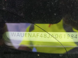 2018 Audi A4 Premium Plus z VIN WAUENAF48JA061984, wystawiony jako IAAI lot #42188859 z przebiegiem 105 155 mil mil oraz . Historia ofert i sprzedaży dostępna na DreamBid. Obrazek 9.