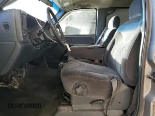 2001 GMC Sierra 1500HD SLT z VIN 1GTGK13U51F151024, wystawiony jako Copart lot #41991685 z przebiegiem 187 734 mil mil oraz Szkody całkowita. Historia ofert i sprzedaży dostępna na DreamBid. Obrazek 7.