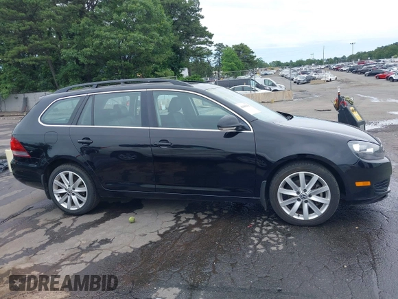 2014 Volkswagen Jetta TDI w/Sunroof & Nav with VIN 3VWPL7AJ9EM609661, listed as a IAAI auction lot 42600438 with 105,958 mi miles and . Bid and sale history available at DreamBid. Image 13.