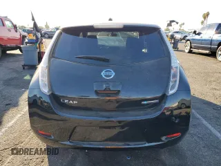 2015 Nissan LEAF SV with VIN 1N4AZ0CP8FC304841, listed as a Copart auction lot 75854863 with 58,077 mi miles. Bid and sale history available at carsss.com. Image 6.