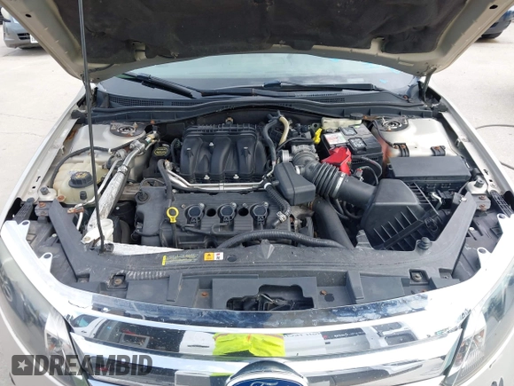 2010 Ford Fusion SE with VIN 3FAHP0HG9AR401229, listed as a IAAI auction lot 42644712 with 182,834 mi miles and . Bid and sale history available at DreamBid. Image 10.