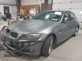 2011 BMW 3 Series 335i xDrive с VIN WBAPL5C57BA919482, выставлен на аукционе IAAI как лот 42531375 с пробегом 82 868 миль миль и . История ставок и продаж доступна на DreamBid. Изображение 18.