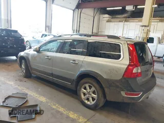 2012 Volvo XC70 3.2L with VIN YV4952BZ7C1130871, listed as a IAAI auction lot 41812602 with 182,494 mi miles and . Bid and sale history available at DreamBid. Image 3.
