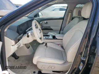 2024 Genesis GV60 Advanced z VIN KMUKCDSC6RU021775, wystawiony jako Copart lot #61066935 z przebiegiem 3 690 mil mil oraz Szkoda całkowita • Salvage title. Historia ofert i sprzedaży dostępna na DreamBid. Obrazek 7.