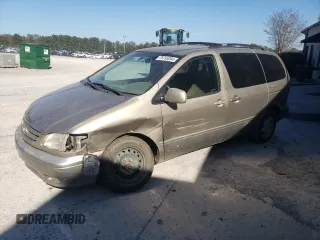 2001 Toyota Sienna LE with VIN 4T3ZF13C11U390198, listed as a Copart auction lot 76785094 with 200,803 mi miles and Salvage Title. Bid and sale history available at carsss.com. Image 1.