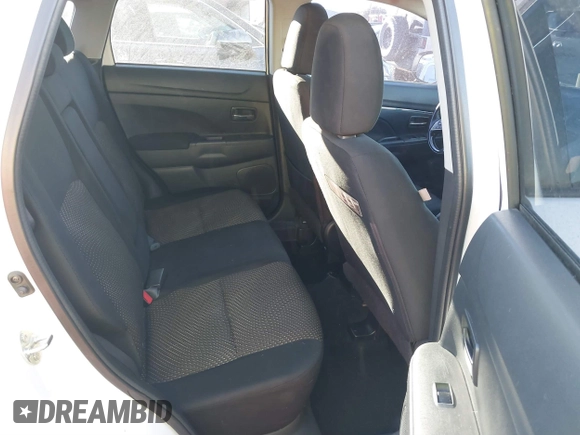 2016 Mitsubishi Outlander Sport 2.4 ES with VIN JA4AR3AW8GZ047131, listed as a IAAI auction lot 40908069 with 124,646 mi miles. Bid and sale history available at carsss.com. Image 8.