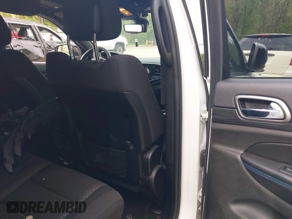 2019 Jeep Grand Cherokee Upland with VIN 1C4RJFAG8KC541396, listed as a IAAI auction lot 42217719 with 72,466 mi miles and . Bid and sale history available at DreamBid. Image 8.
