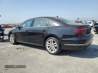 2018 Volkswagen Passat SE с VIN 1VWBA7A3XJC021295, выставлен на аукционе Copart как лот 60240625 с пробегом 33 986 миль миль и Списание • Salvage title. История ставок и продаж доступна на DreamBid. Изображение 2.